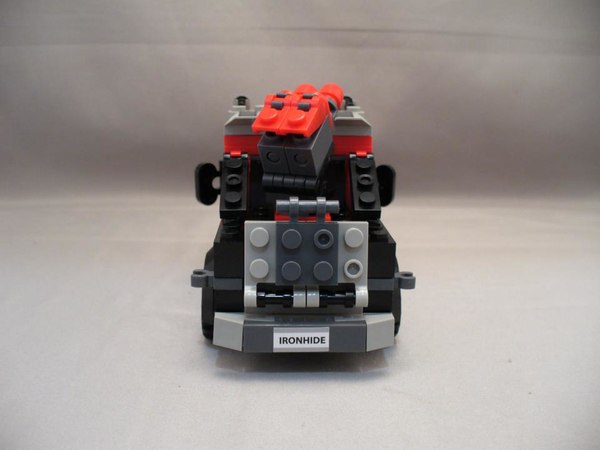 Transformers Kre O Toys R Us Exclusive Ironhide Image  (19 of 22)